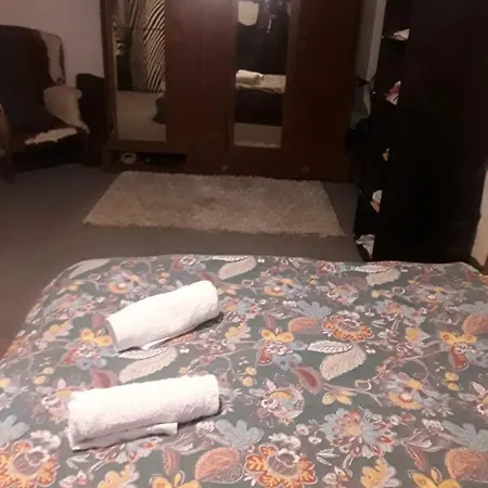 Villa Maison A La Frontière Suisse Avec Jacuzzi ,billard *